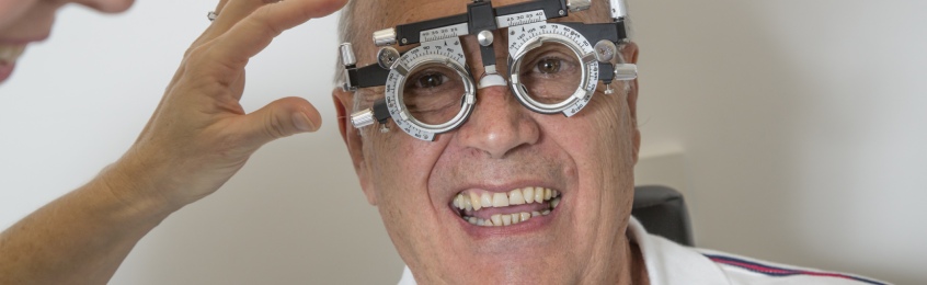 options-optometrist-seniors-eye-test-content